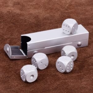 Dés en aluminium gris